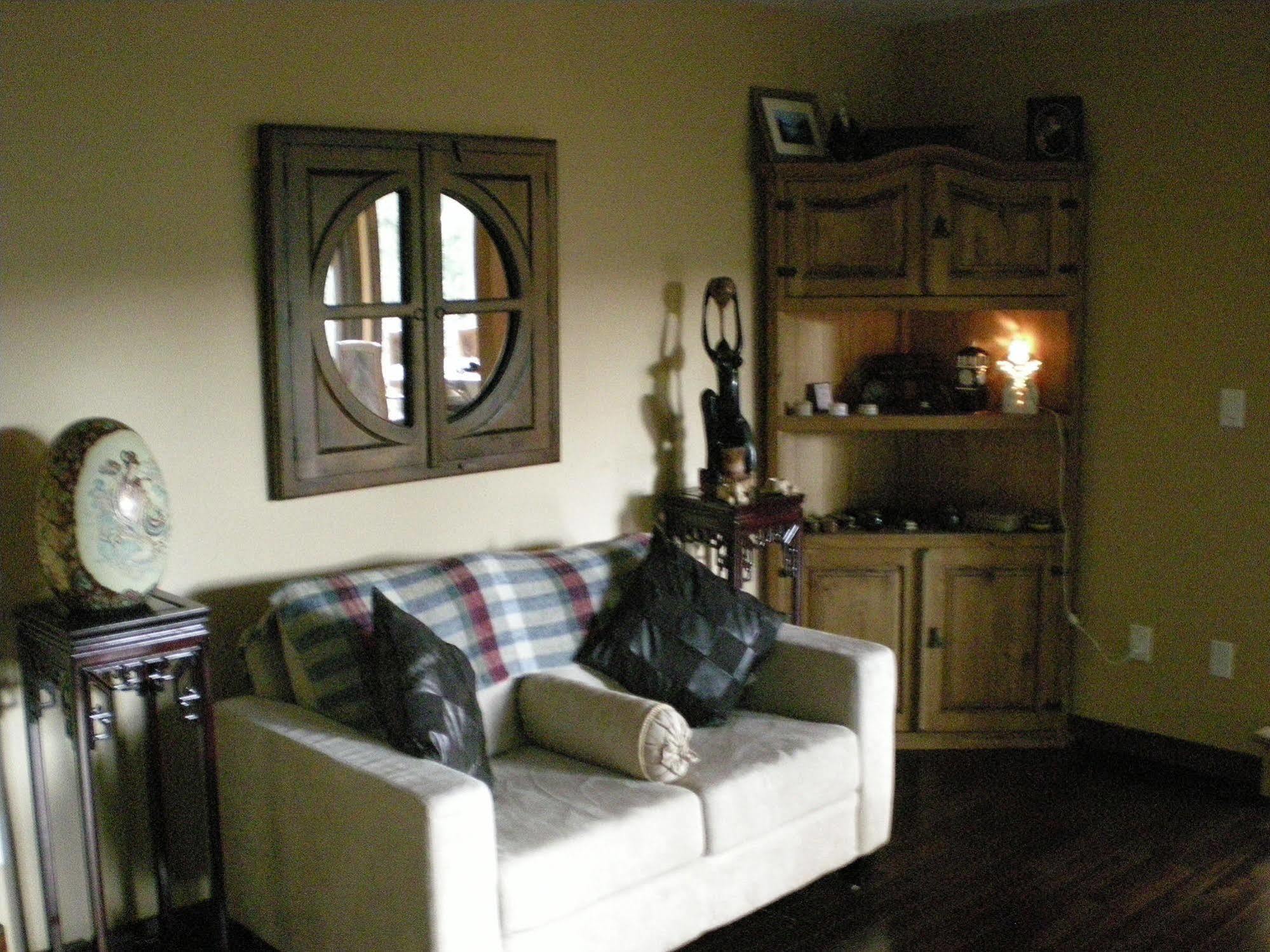 Davis Brook Retreat Bed & Breakfast Сешелт Екстериор снимка